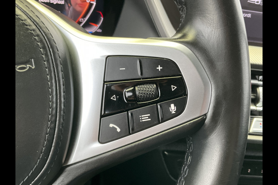 BMW 2 Serie Gran Coupé 218i M Sport Edition Pano.dak HUD Stoelverw. Carplay Alpinweiß DAB LED