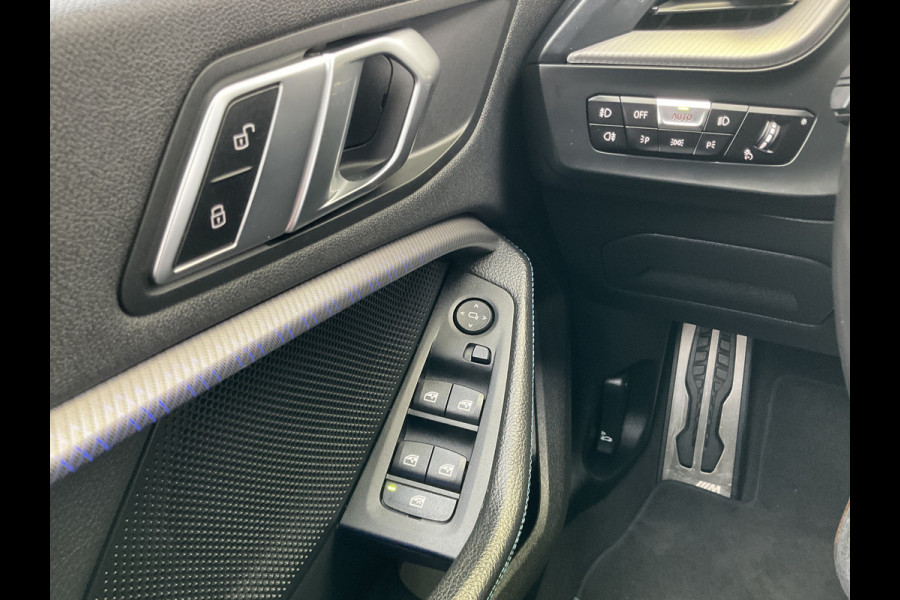 BMW 2 Serie Gran Coupé 218i M Sport Edition Pano.dak HUD Stoelverw. Carplay Alpinweiß DAB LED