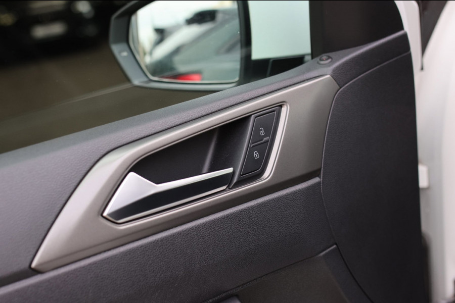 Volkswagen Polo 1.0 TSI Comfortline *ACC*DSG*Stoelverwarming*Trekhaak*