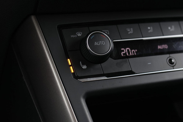 Volkswagen Polo 1.0 TSI Comfortline *ACC*DSG*Stoelverwarming*Trekhaak*