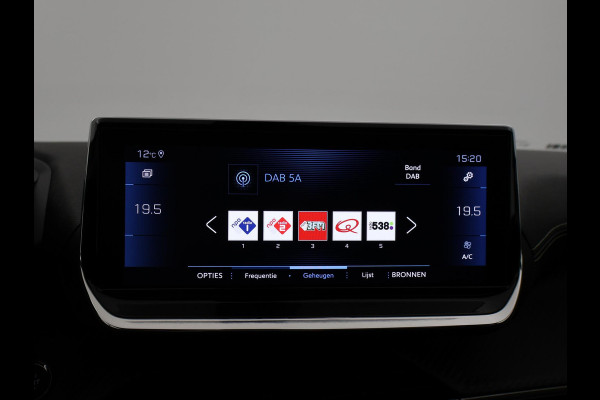 Peugeot 208 1.2 PT 130 PK AUT. GT-LINE + PANORAMA | SFEERVERL. | 3D COCKPIT | STOELVERW. | APPLE CARPLAY | CAMERA