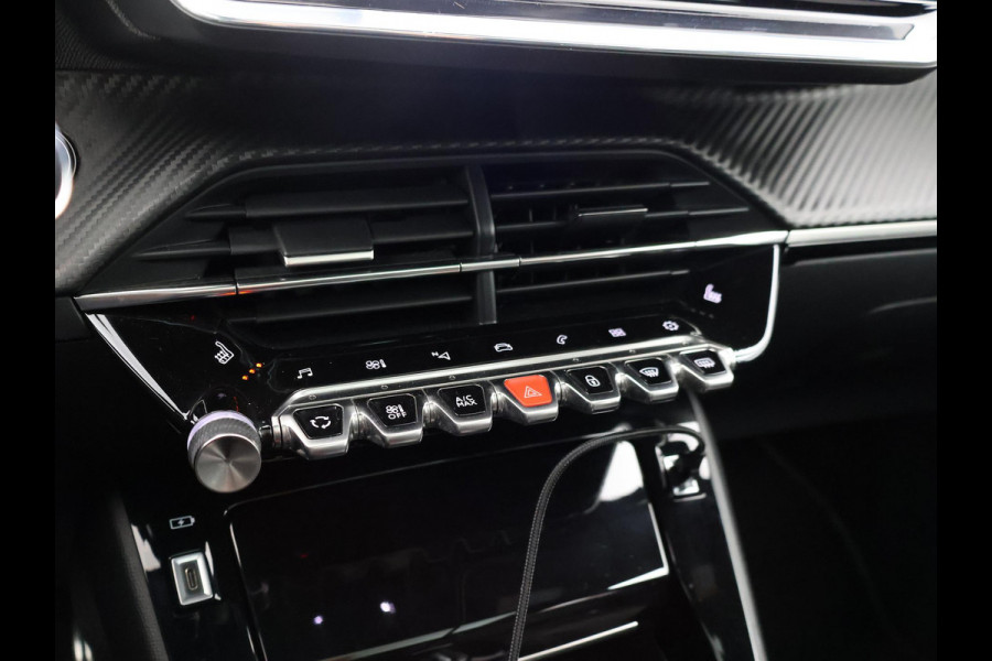 Peugeot 208 1.2 PT 130 PK AUT. GT-LINE + PANORAMA | SFEERVERL. | 3D COCKPIT | STOELVERW. | APPLE CARPLAY | CAMERA
