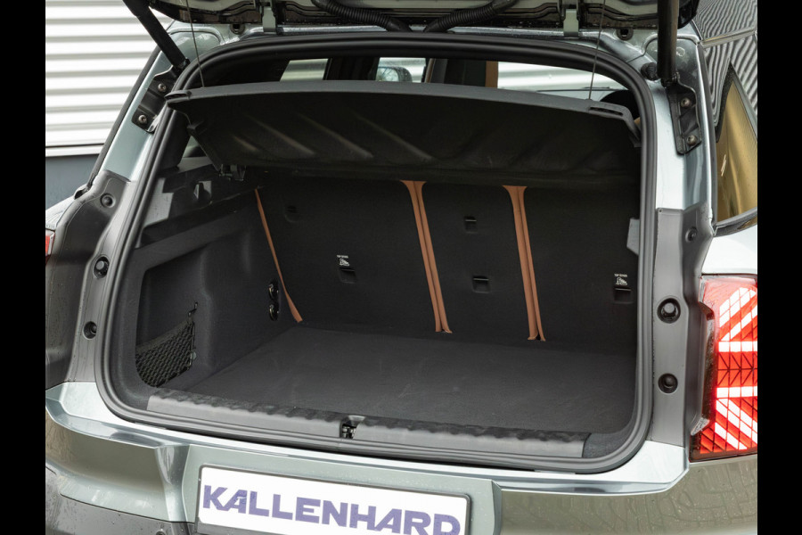 MINI Countryman 1.5 C Favoured - XL Pakket - Pano - Trekhaak - Memoryzetel