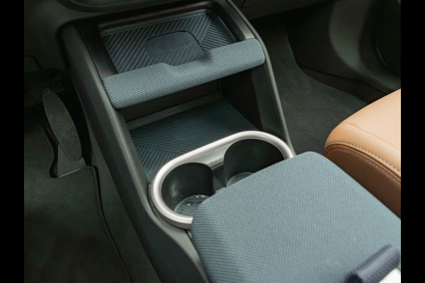 MINI Countryman 1.5 C Favoured - XL Pakket - Pano - Trekhaak - Memoryzetel