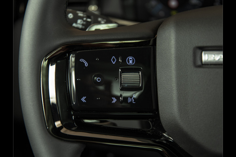 Land Rover Range Rover Evoque 1.5 P270e PHEV AWD Dynamic SE 20" | PANO | BLACKPACK | MERIDIAN