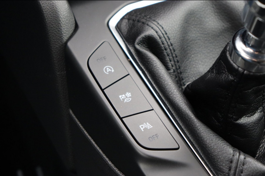 Ford Focus 1.0 EB Hybrid Titanium Style org.NL stoel+raamverw. camera