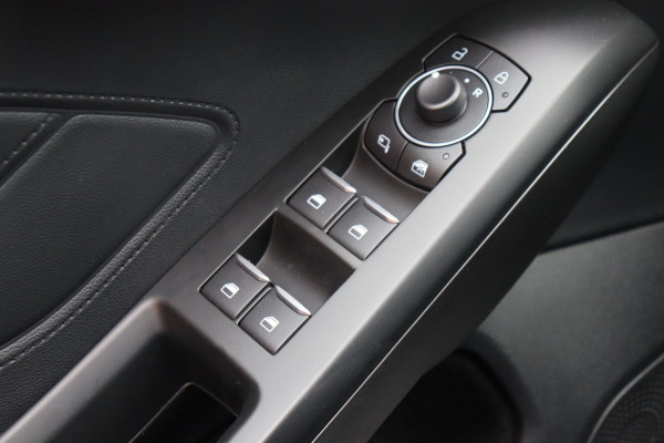 Ford Focus 1.0 EB Hybrid Titanium Style org.NL stoel+raamverw. camera