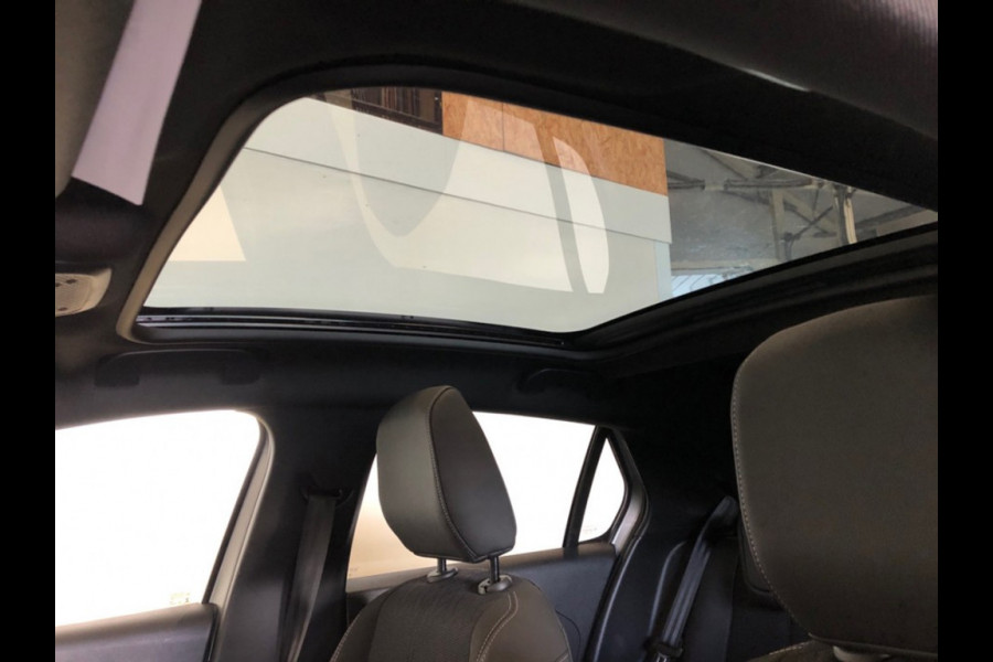 Opel Corsa 1.2 Turbo Elegance - Navi - Climate - Panodak - Parkeerhulp - Cruise