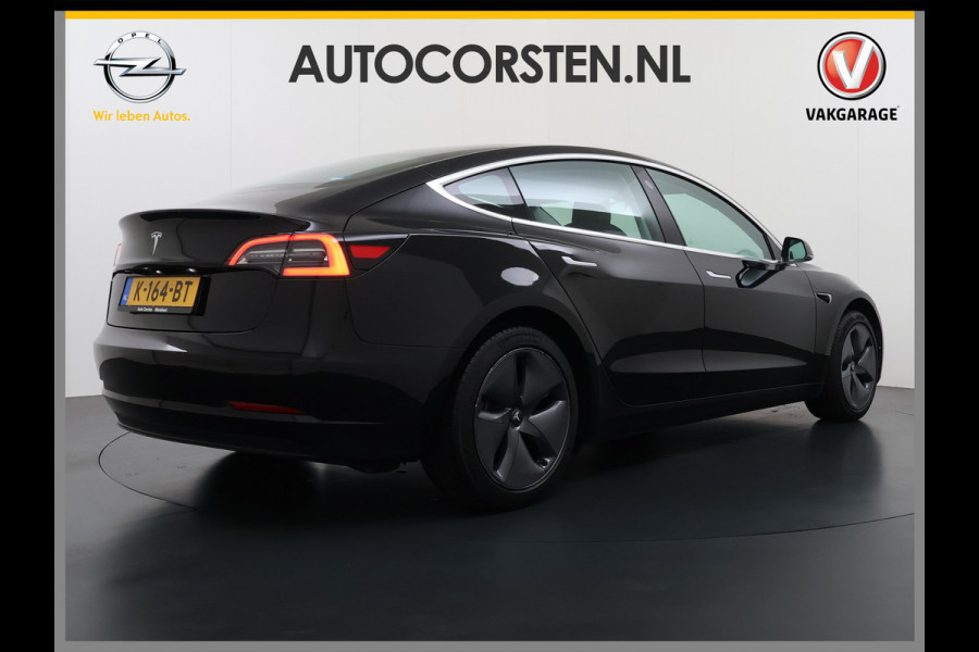 Tesla Model 3 SR+ 325PK LFP-Accu SOH 95% AutoPilot Leer Pano-Dak Adaptive Cruise Camera's Elektr.-Stuur+Stoelen+Spiegels+Geheugen+Easy-Entry+V Ecc Navi Led DAB Voorverwarmen interieur via App Keyless One-Pedal-Drive 1e Eigenaar Origineel Nederlandse Auto Fabrieksgarantie op Accu en motor tot 8-12-2028