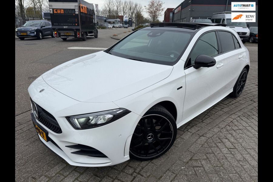 Mercedes-Benz A-Klasse 250 e HYBRID 2021 262PK AMG Limited VOL-LUXE PANO