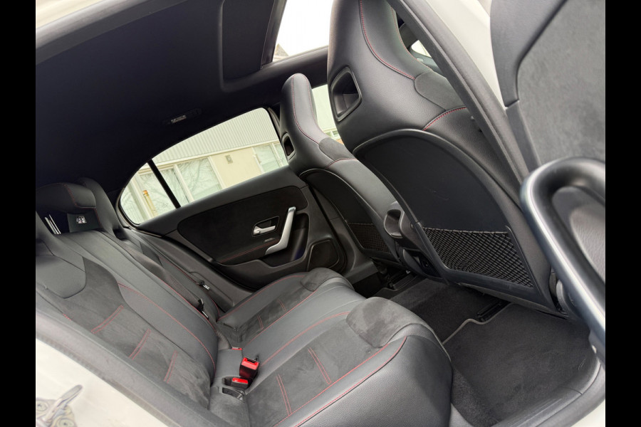 Mercedes-Benz A-Klasse 250 e HYBRID 2021 262PK AMG Limited VOL-LUXE PANO