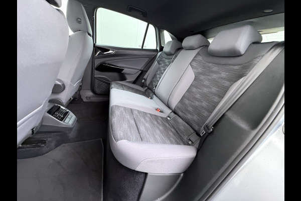 Volkswagen ID.4 82kWh SOH 95% Trekhaak Navi Ecc Adap.Cruise Apple Carplay Android Auto Pdc Pro Edition Led Lmv Isofix DAB Wifi Bluetooth Rijstrooksensor 1.000KG Trekgewicht 1e Eigenaar Origineel Nederlandse Auto
