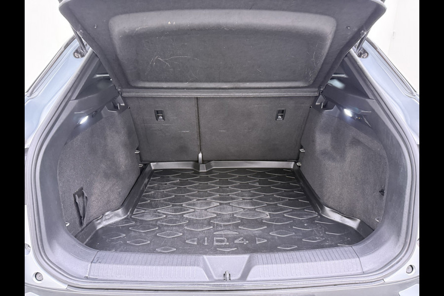 Volkswagen ID.4 82kWh SOH 95% Trekhaak Navi Ecc Adap.Cruise Apple Carplay Android Auto Pdc Pro Edition Led Lmv Isofix DAB Wifi Bluetooth Rijstrooksensor 1.000KG Trekgewicht 1e Eigenaar Origineel Nederlandse Auto