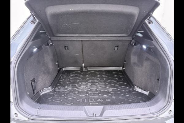 Volkswagen ID.4 82kWh SOH 95% Trekhaak Navi Ecc Adap.Cruise Apple Carplay Android Auto Pdc Pro Edition Led Lmv Isofix DAB Wifi Bluetooth Rijstrooksensor 1.000KG Trekgewicht 1e Eigenaar Origineel Nederlandse Auto