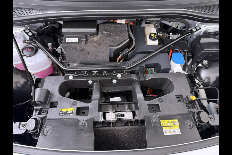 Volkswagen ID.4 82kWh SOH 95% Trekhaak Navi Ecc Adap.Cruise Apple Carplay Android Auto Pdc Pro Edition Led Lmv Isofix DAB Wifi Bluetooth Rijstrooksensor 1.000KG Trekgewicht 1e Eigenaar Origineel Nederlandse Auto