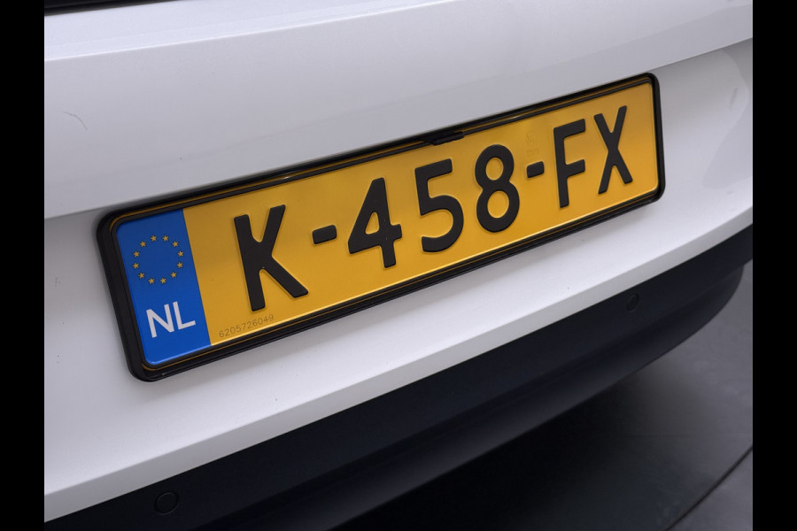 Volkswagen ID.3 First Plus 62kWh Soh92% Trekhaak Camera Navi-Pro Ecc Adap.Cruise Stuur+Stoelverwarming Apple Carplay Android Auto Pdc Bluetooth Keyless Advanced Matrix Led Rijstrooksensor IQ Drive 1e Eigenaar Origineel Nederlandse Auto
