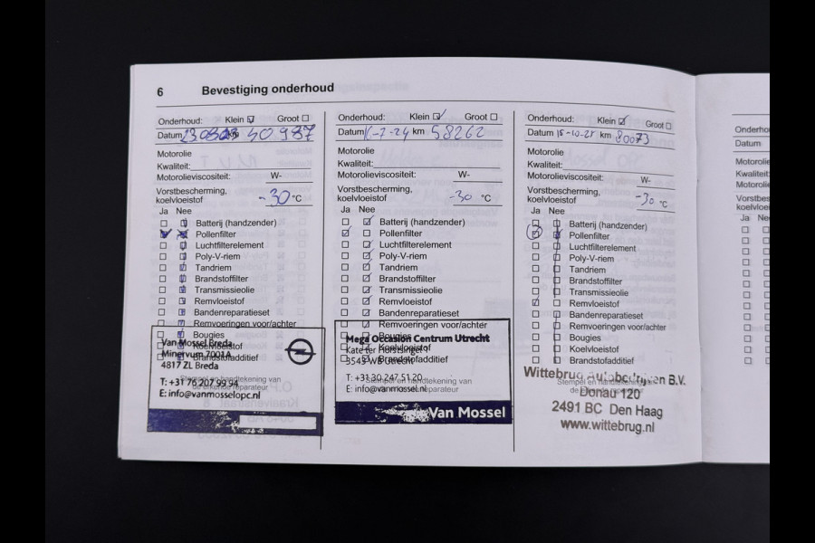 Opel Mokka-e Ultimate 50kWh 3-Fase Warmtepomp Adap.Cruise Stuur+Stoelverwarming Navi 360°Camera Ecc Apple Carplay Android Auto Pdc 11kw Laden SOH 88% Matrix Led Keyless Lmv DAB Lane Assist Privacy Glas Dealeronderhouden Origineel Nederlandse Auto Super Compleet!