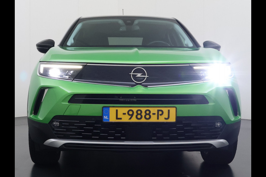 Opel Mokka-e Ultimate 50kWh 3-Fase Warmtepomp Adap.Cruise Stuur+Stoelverwarming Navi 360°Camera Ecc Apple Carplay Android Auto Pdc 11kw Laden SOH 88% Matrix Led Keyless Lmv DAB Lane Assist Privacy Glas Dealeronderhouden Origineel Nederlandse Auto Super Compleet!