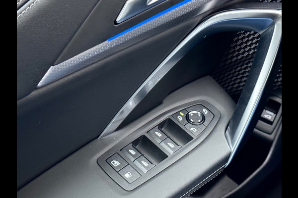 BMW X1 XDrive25e Pano/Memory/360/HuD/Sfeer