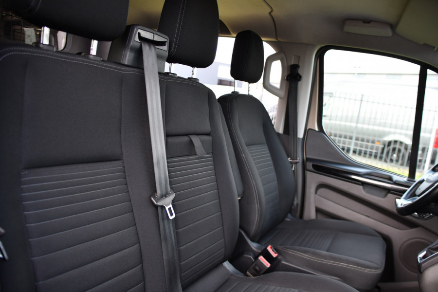 Ford Transit Custom 320 2.0 TDCI L2H1 Limited DC Raptor Edition Camera, Adaptieve Cruise, Carplay, 130PK, Automaat, PDC, 2 x Schuifdeur, Stoelverwarming, Uniek!