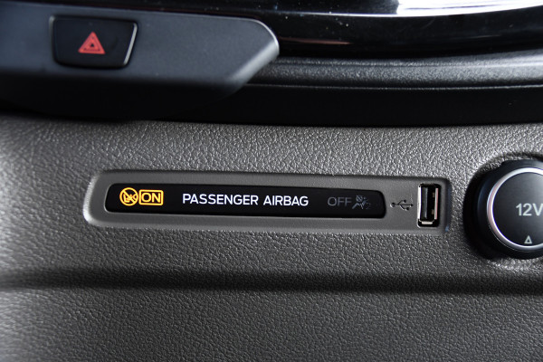 Ford Transit Custom 320 2.0 TDCI L2H1 Limited DC Raptor Edition Camera, Adaptieve Cruise, Carplay, 130PK, Automaat, PDC, 2 x Schuifdeur, Stoelverwarming, Uniek!