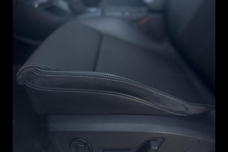 Audi Q3 35 TFSI 150PK|3x S Line|Black Optic| Virtual Cockpit| LED|Pano | Apple CarPlay|BTW Auto