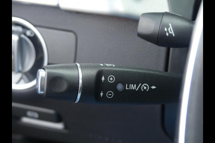 Mercedes-Benz GLE 350 D 4MATIC AMG Grijs Kenteken Pano/Trekhaak