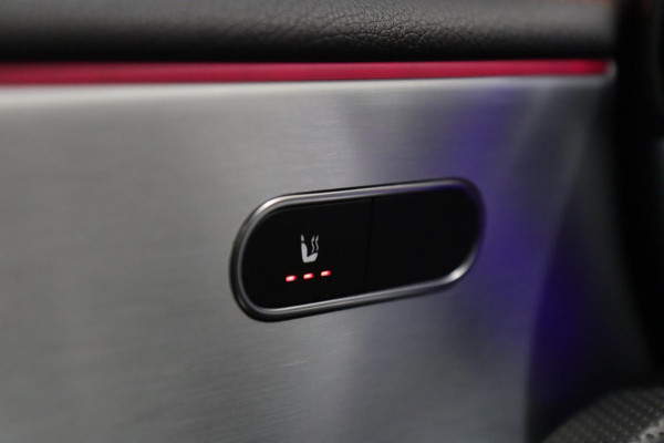 Mercedes-Benz CLA-Klasse 220 ORANJE Edition AMG Line PANO/BURM/LANEASSIST/SFEER/CAM/BOMVOLL