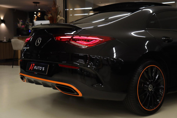 Mercedes-Benz CLA-Klasse 220 ORANJE Edition AMG Line PANO/BURM/LANEASSIST/SFEER/CAM/BOMVOLL