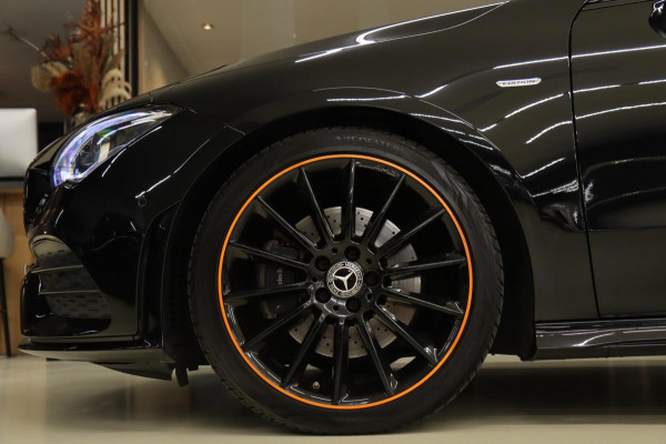 Mercedes-Benz CLA-Klasse 220 ORANJE Edition AMG Line PANO/BURM/LANEASSIST/SFEER/CAM/BOMVOLL