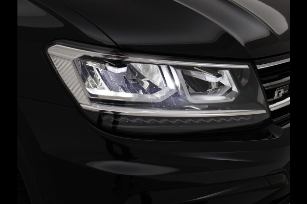 Volkswagen Tiguan 1.5 TSI ACT DSG R-LINE HIGHLINE + PANORAMA | 20 INCH | VIRTUAL | MASSAGE | ADAPTIVE | CAMERA