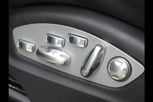 Porsche Macan 3.0 GTS Luchtvering/Pano/Trekhaak/Sportchrono