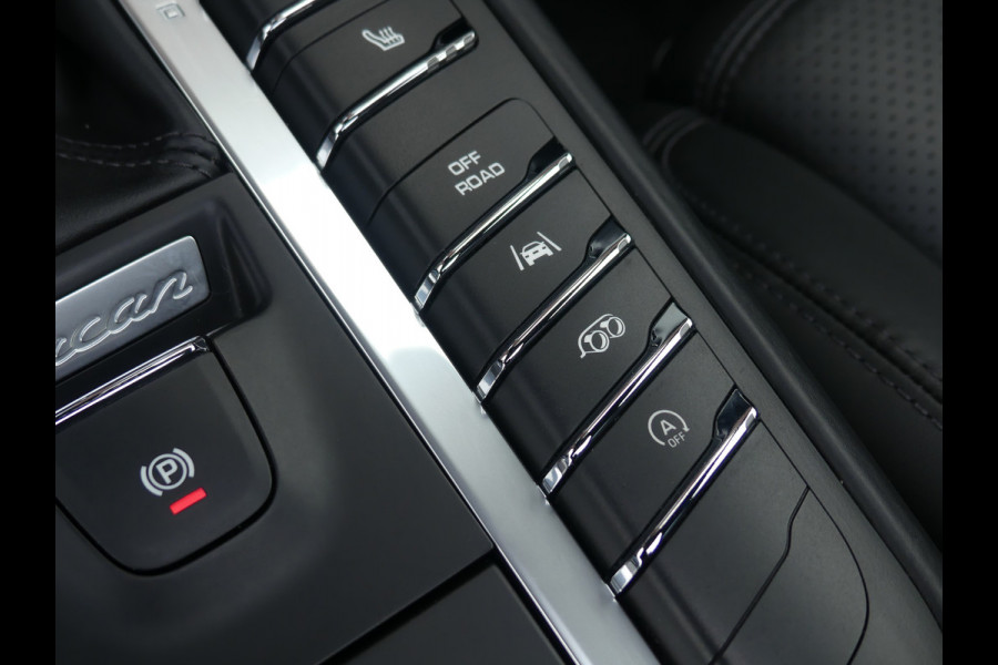 Porsche Macan 3.0 GTS Luchtvering/Pano/Trekhaak/Sportchrono