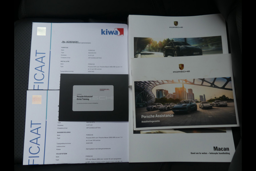 Porsche Macan 3.0 GTS Luchtvering/Pano/Trekhaak/Sportchrono