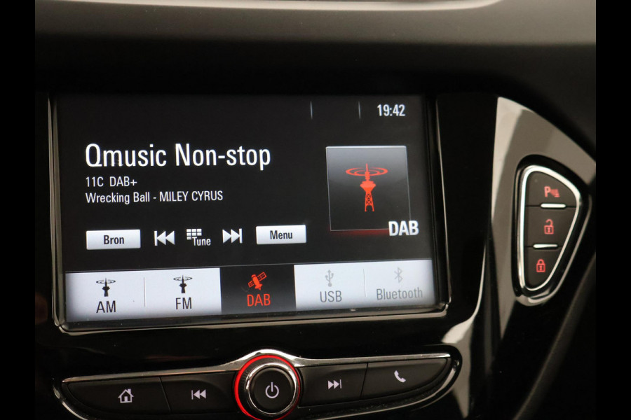 Opel Corsa 1.4 FAVOURITE 5-DEURS *54.800 KM* + TREKHAAK | NAVIGATIE | CRUISE | DAB | AIRCO | LMV