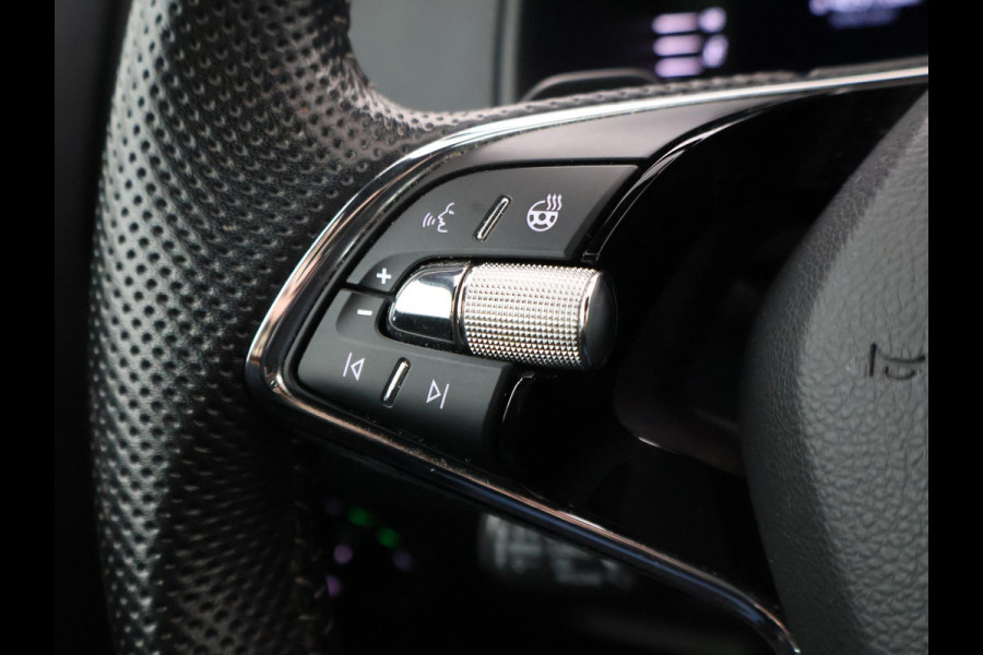 Škoda Karoq 1.5 TSI ACT 150 PK DSG SPORTLINE + CANTON AUDIO | STEEL GREY | CAMERA | 19 INCH | VIRTUAL | SFEER