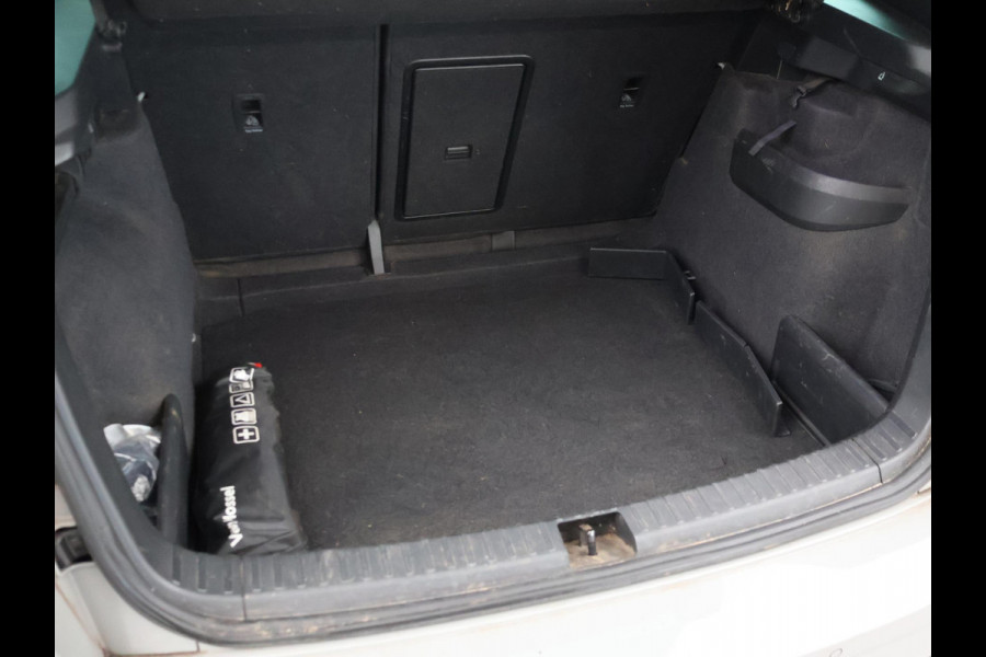 Škoda Karoq 1.5 TSI ACT 150 PK DSG SPORTLINE + CANTON AUDIO | STEEL GREY | CAMERA | 19 INCH | VIRTUAL | SFEER