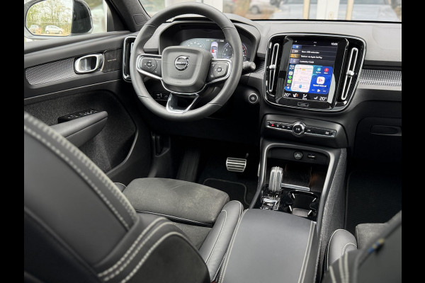 Volvo XC40 1.5 T4 210PK Recharge R-Design |Pano|H/K|Winterpakket|360Cam|Trekhaak