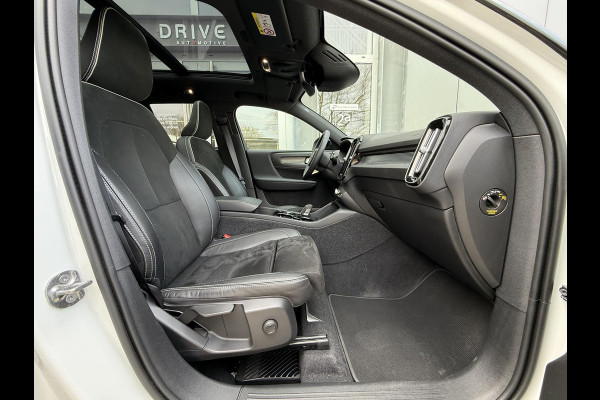 Volvo XC40 1.5 T4 210PK Recharge R-Design |Pano|H/K|Winterpakket|360Cam|Trekhaak