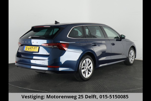 Škoda Octavia Combi 1.5 e-TSI HYBRID BUS.PLUS 150 PK 1e EIG AUTOMAAT SCHUIF/KANTEL PANORAMADAK.GROTE WEG KM !