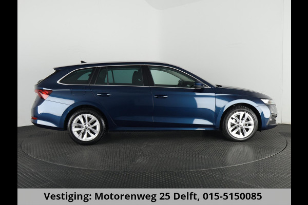 Škoda Octavia Combi 1.5 e-TSI HYBRID BUS.PLUS 150 PK 1e EIG AUTOMAAT SCHUIF/KANTEL PANORAMADAK.GROTE WEG KM !