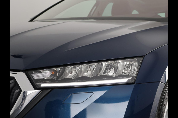 Škoda Octavia Combi 1.5 e-TSI HYBRID BUS.PLUS 150 PK 1e EIG AUTOMAAT SCHUIF/KANTEL PANORAMADAK.GROTE WEG KM !