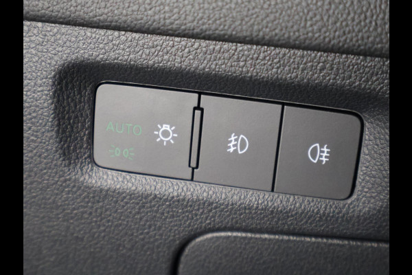 Škoda Octavia Combi 1.5 e-TSI HYBRID BUS.PLUS 150 PK 1e EIG AUTOMAAT SCHUIF/KANTEL PANORAMADAK.GROTE WEG KM !