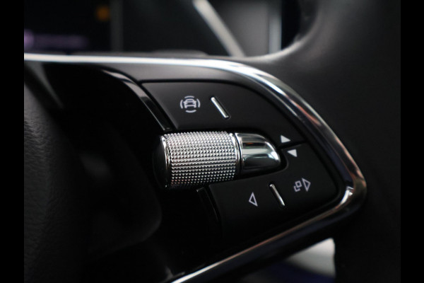 Škoda Octavia Combi 1.5 e-TSI HYBRID BUS.PLUS 150 PK 1e EIG AUTOMAAT SCHUIF/KANTEL PANORAMADAK.GROTE WEG KM !