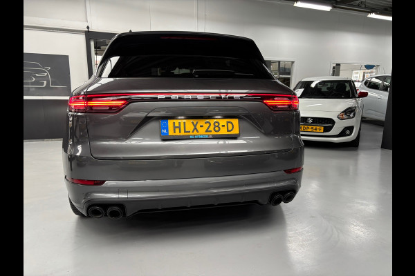 Porsche Cayenne 3.0 E-Hybrid / Panorama / Sport