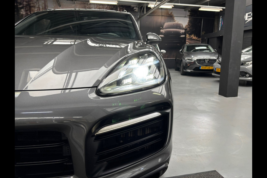 Porsche Cayenne 3.0 E-Hybrid / Panorama / Sport