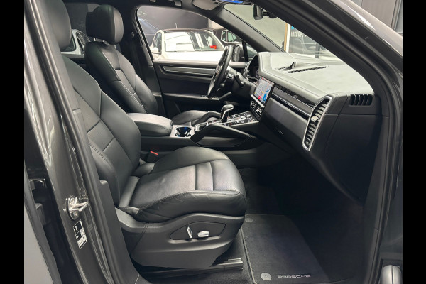 Porsche Cayenne 3.0 E-Hybrid / Panorama / Sport