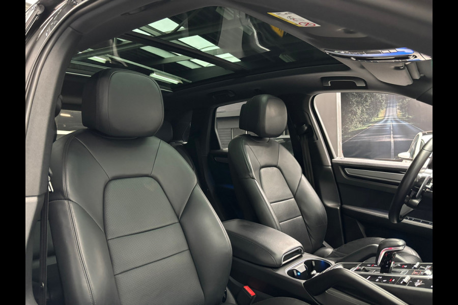Porsche Cayenne 3.0 E-Hybrid / Panorama / Sport