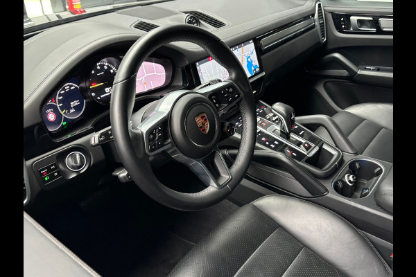 Porsche Cayenne 3.0 E-Hybrid / Panorama / Sport