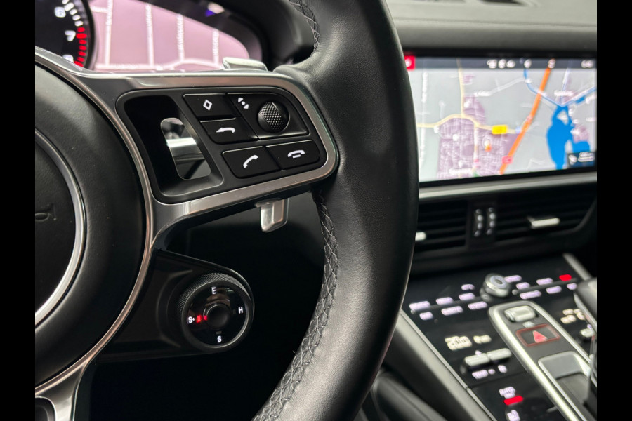 Porsche Cayenne 3.0 E-Hybrid / Panorama / Sport